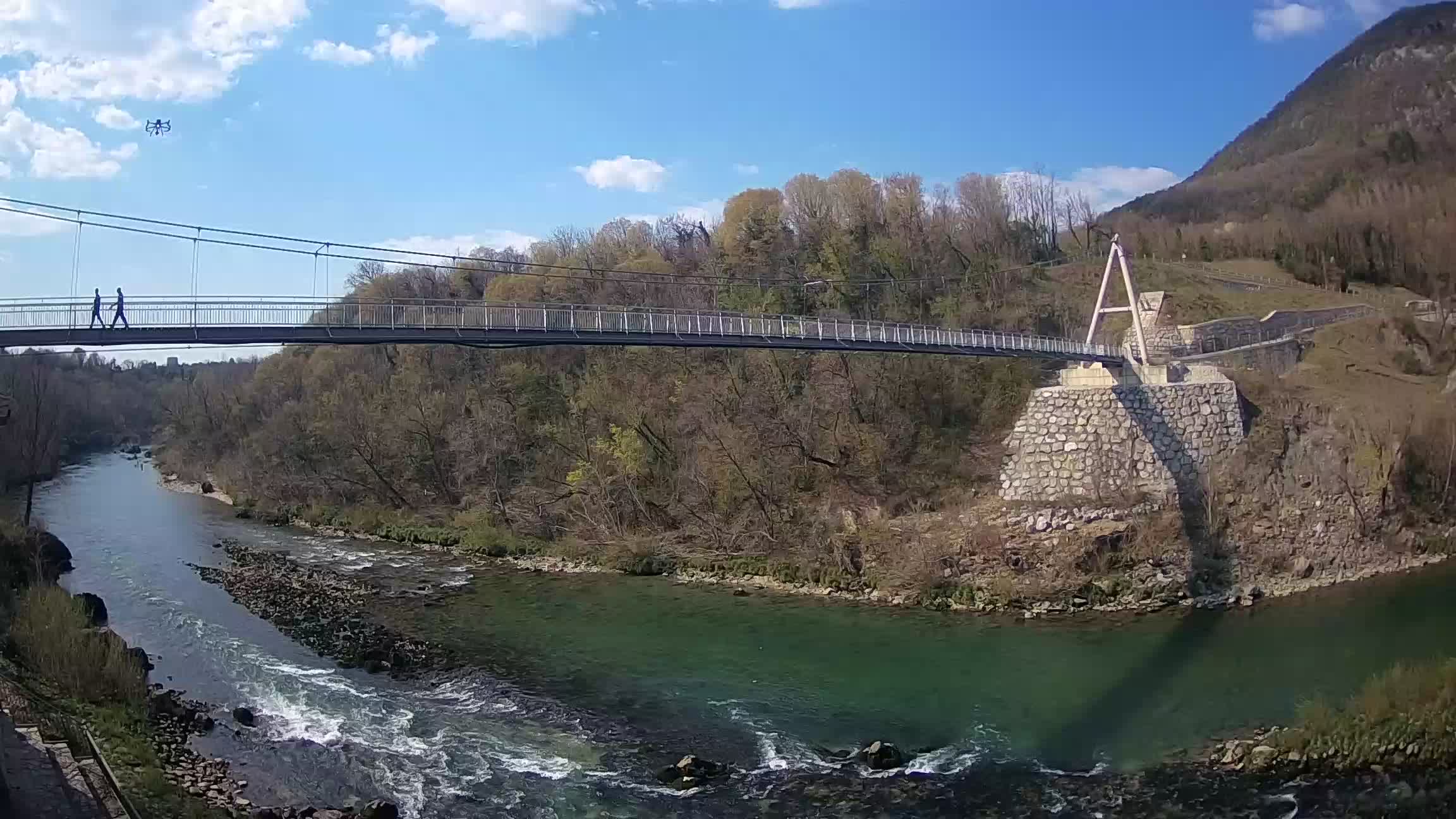 Puente peatonal Soča camera en vivo Solkan