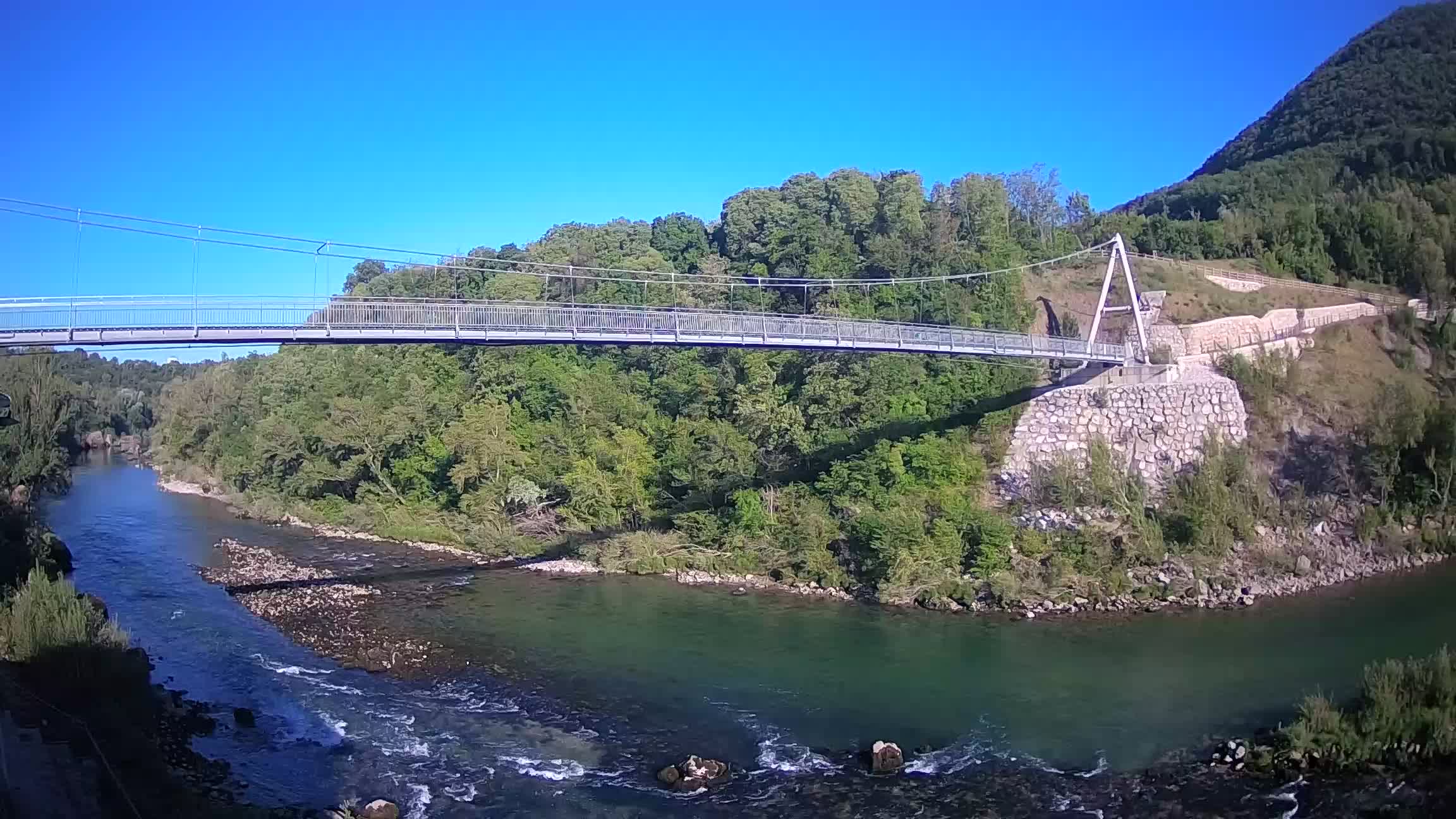 Puente peatonal Soča camera en vivo Solkan