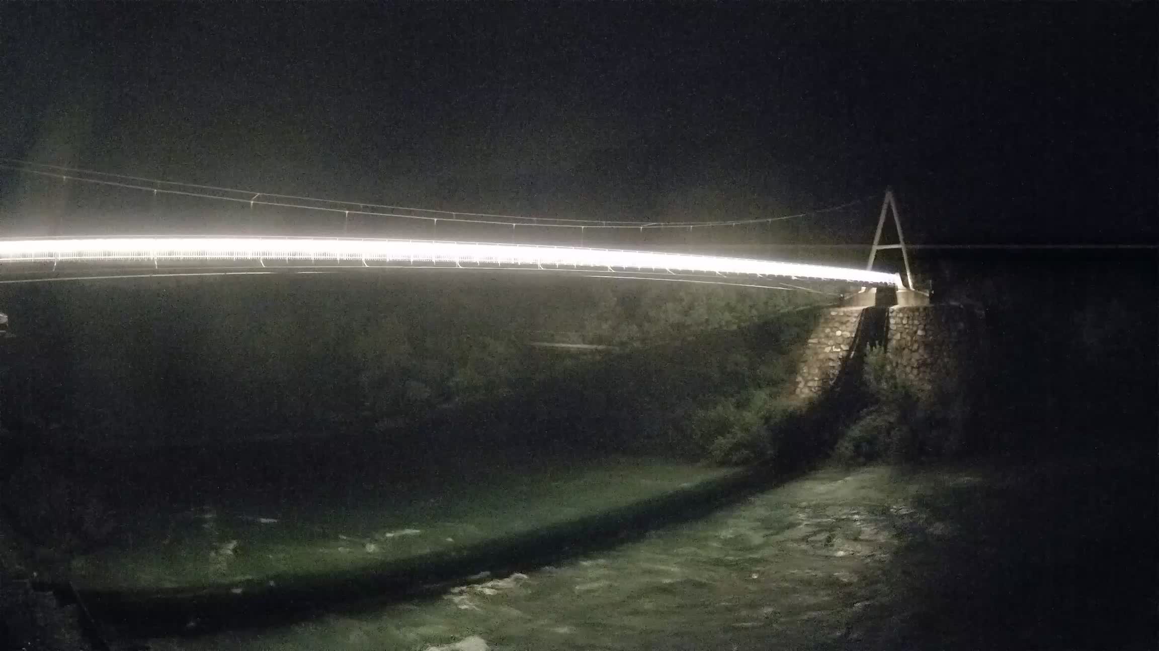 Passerelle sur la rivière Soča livecam Solkan
