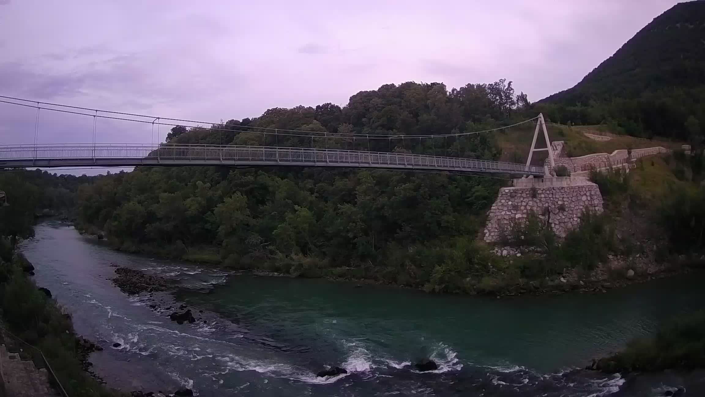 Passerelle sur la rivière Soča livecam Solkan