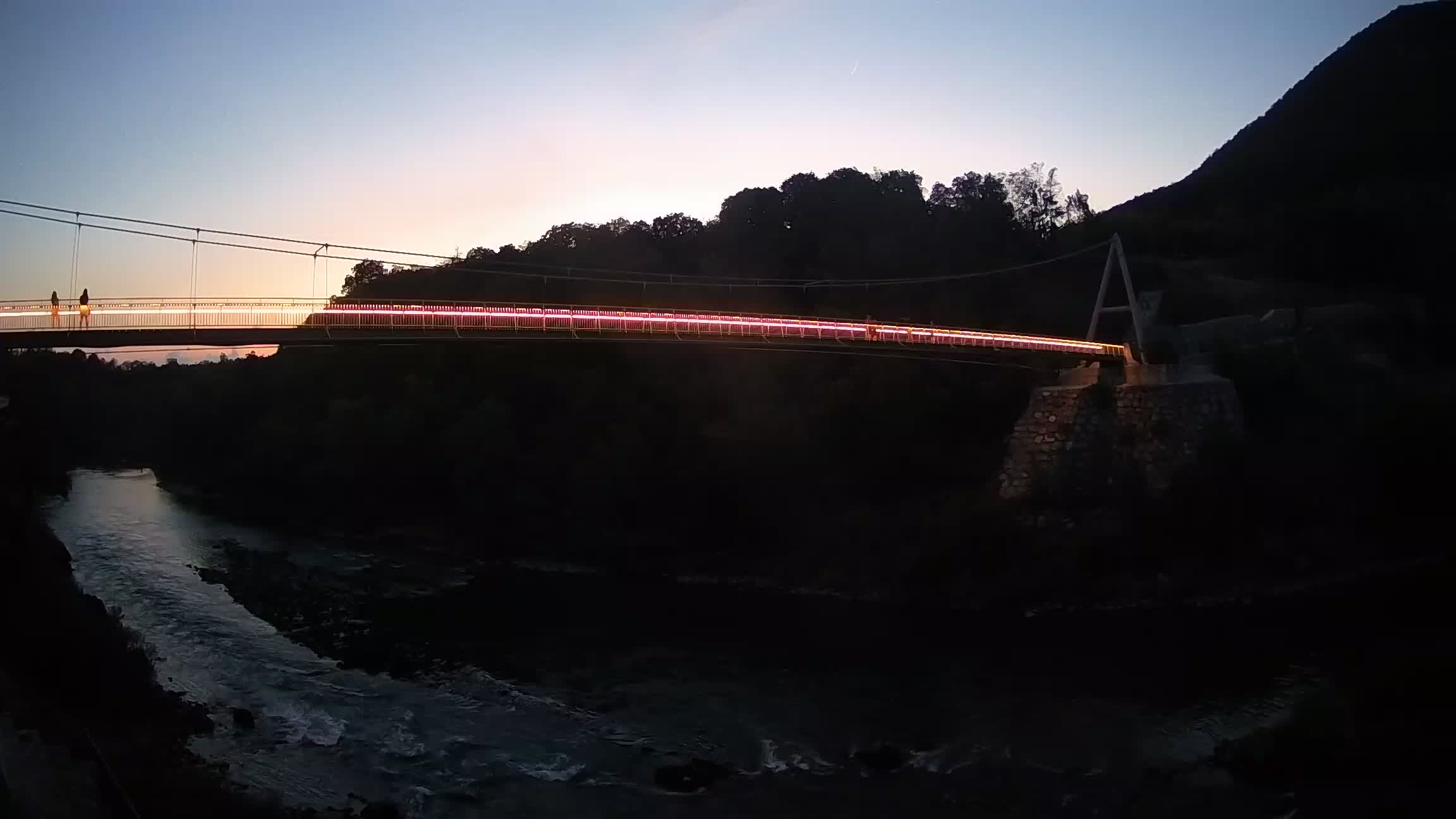 Passerelle sur la rivière Soča livecam Solkan