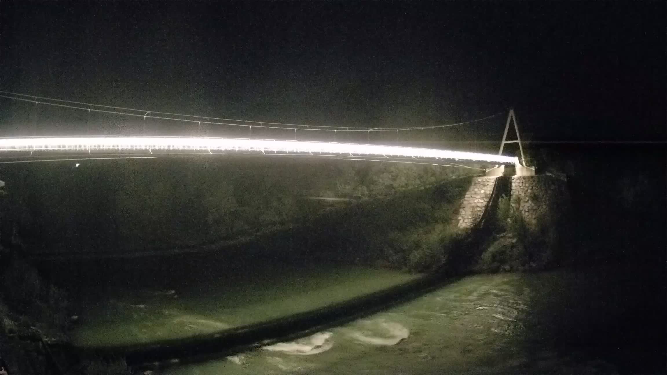 Puente peatonal Soča camera en vivo Solkan