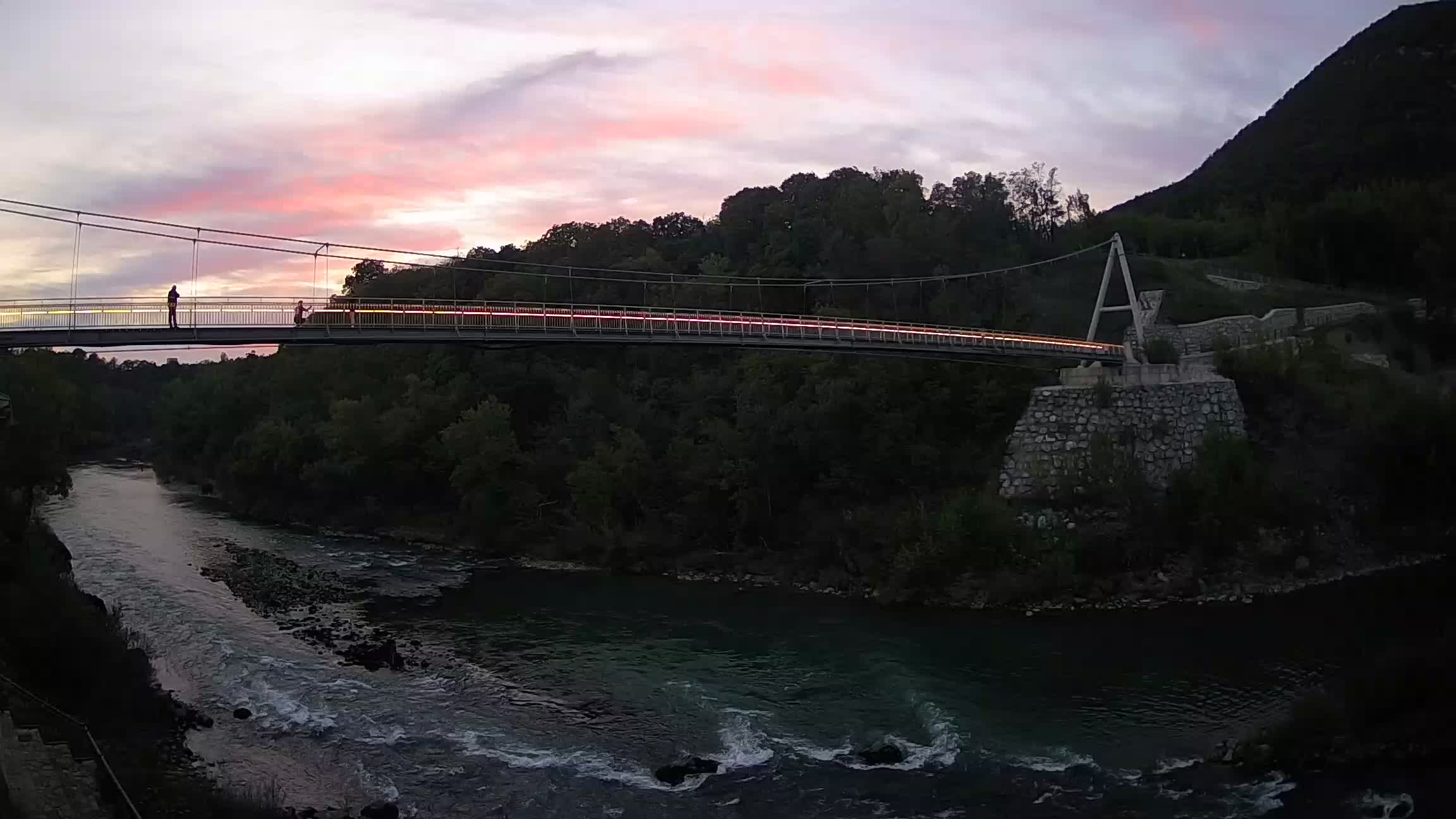 Passerelle sur la rivière Soča livecam Solkan