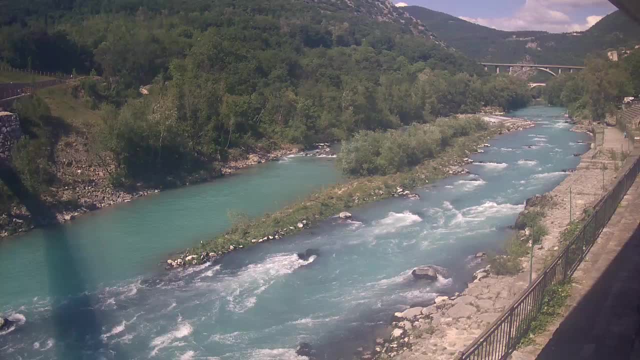Reka Soča pri Solkanu Kajak Center