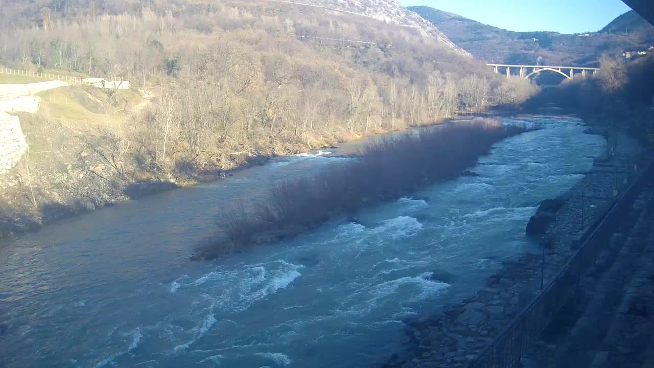 Reka Soča pri Solkanu Kajak Center