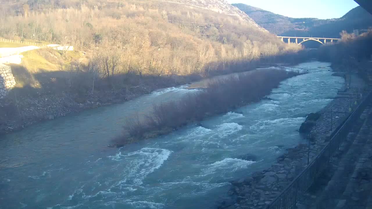 Reka Soča pri Solkanu Kajak Center