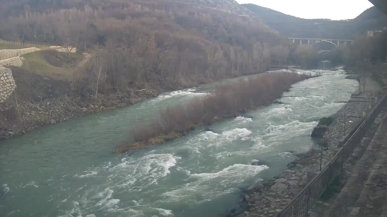 Soča River webcam at Solkan Kayak Center