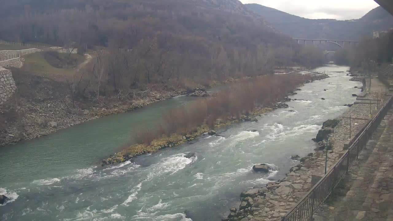 Soča River webcam at Solkan Kayak Center