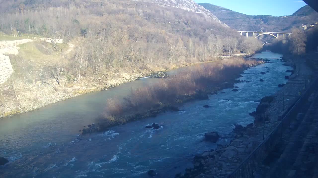 Soča River webcam at Solkan Kayak Center