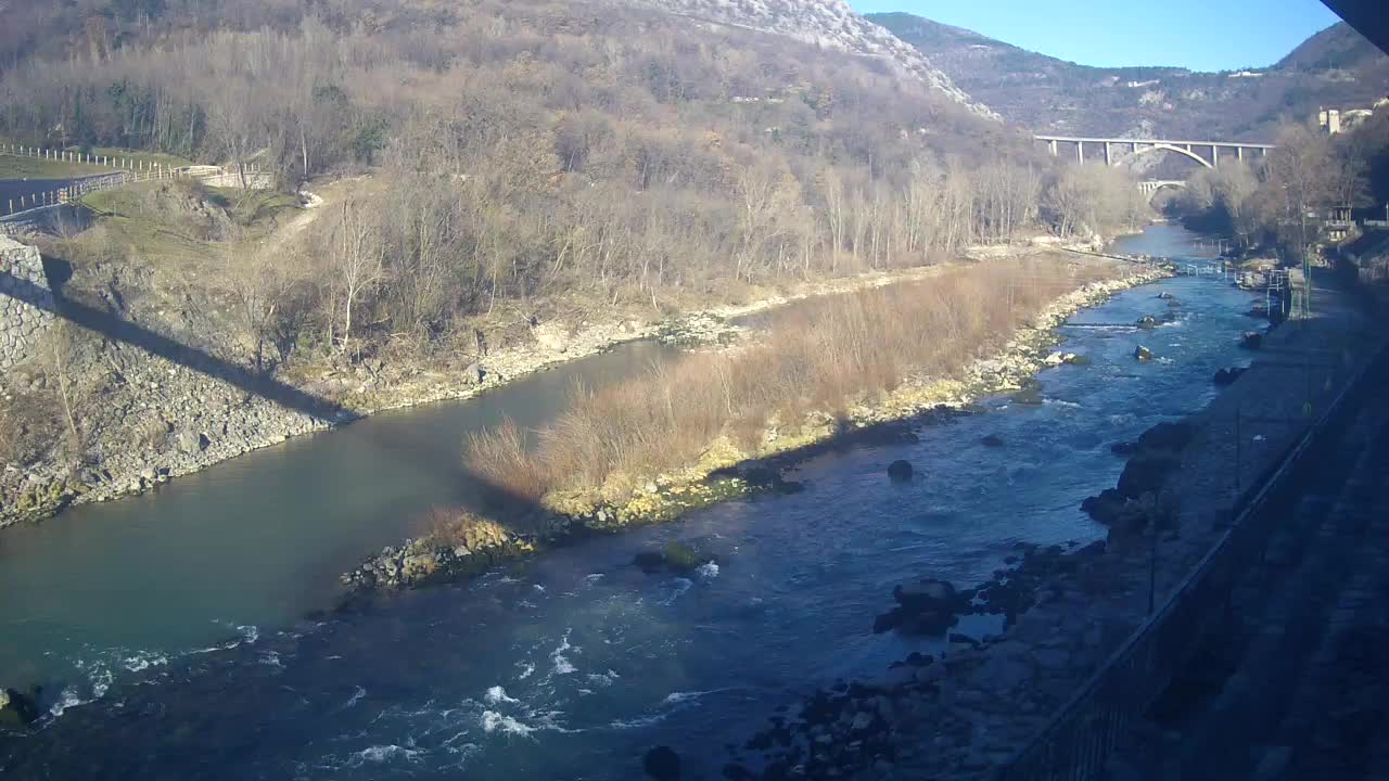 Reka Soča pri Solkanu Kajak Center