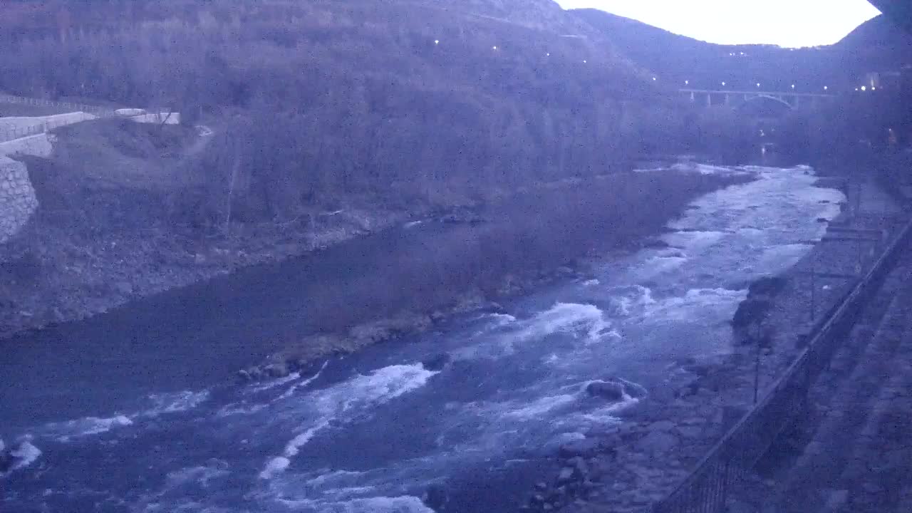 Soča River webcam at Solkan Kayak Center