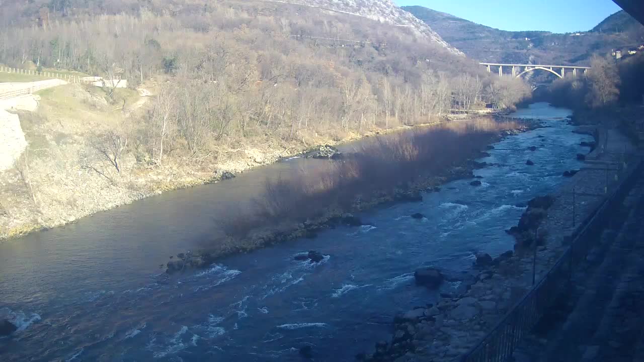 Soča River webcam at Solkan Kayak Center