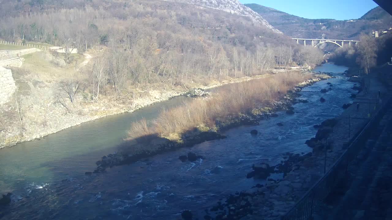 Soča River webcam at Solkan Kayak Center