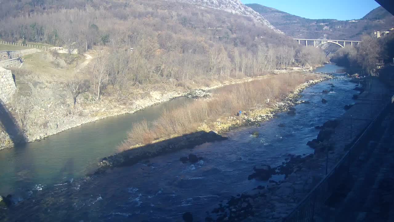 Soča River webcam at Solkan Kayak Center