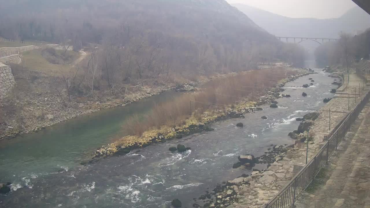 Soča River webcam at Solkan Kayak Center