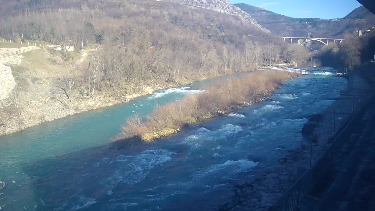 Soča River webcam at Solkan Kayak Center