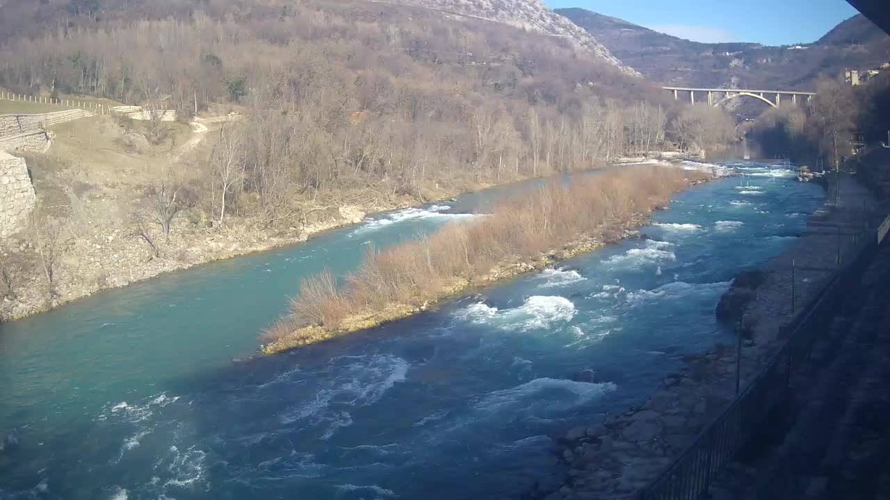 Soča River webcam at Solkan Kayak Center