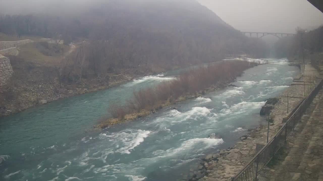 Soča River webcam at Solkan Kayak Center