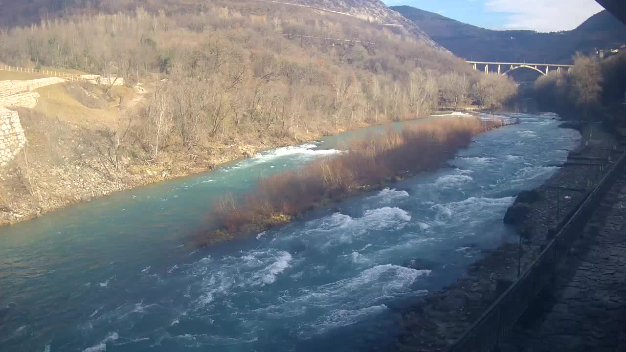 Reka Soča pri Solkanu Kajak Center