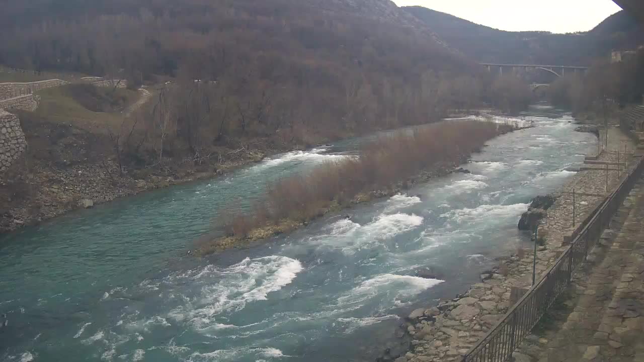 Soča River webcam at Solkan Kayak Center