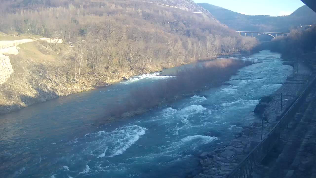 Soča River webcam at Solkan Kayak Center