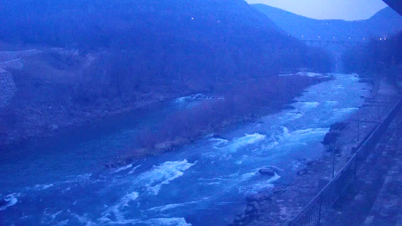 Soča River webcam at Solkan Kayak Center