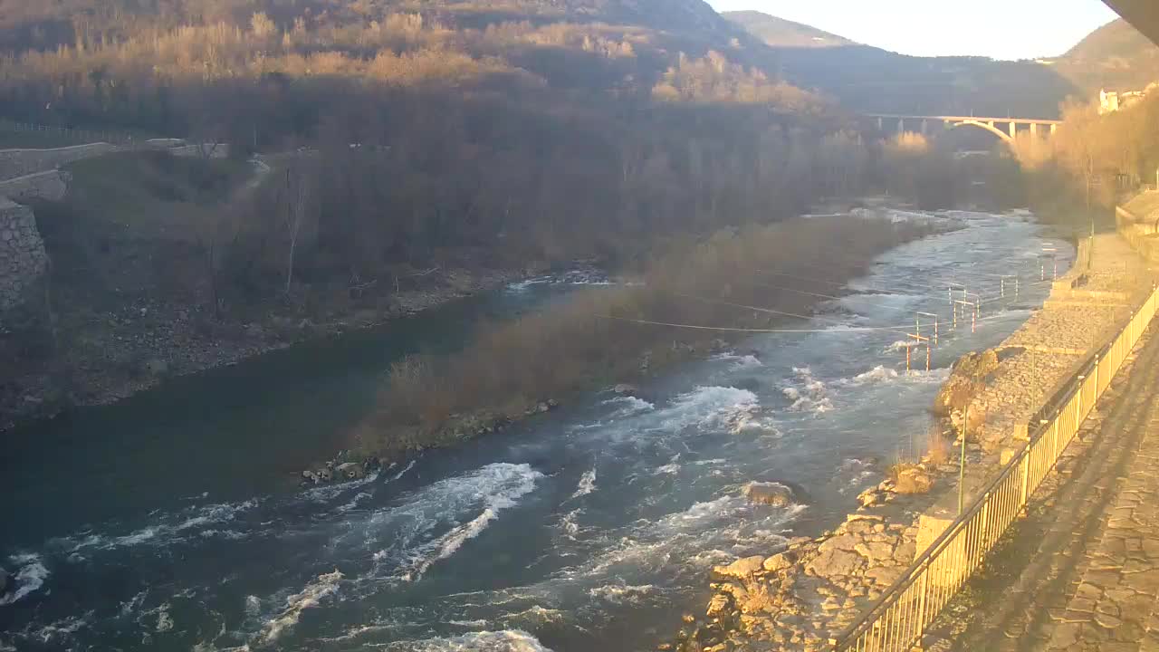 Soča River webcam at Solkan Kayak Center