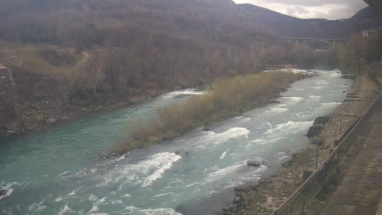 Soča River webcam at Solkan Kayak Center