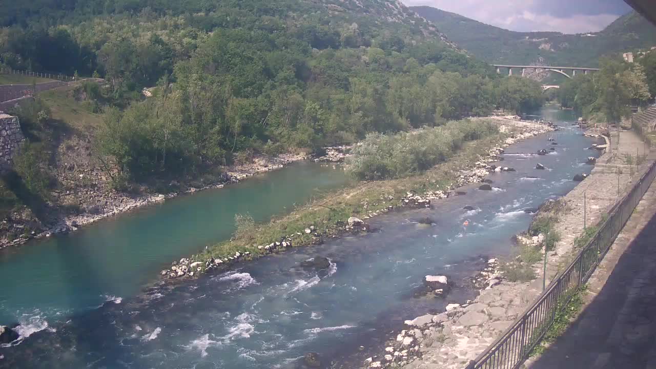 Rijeka Soča kod Solkana Kajak Center