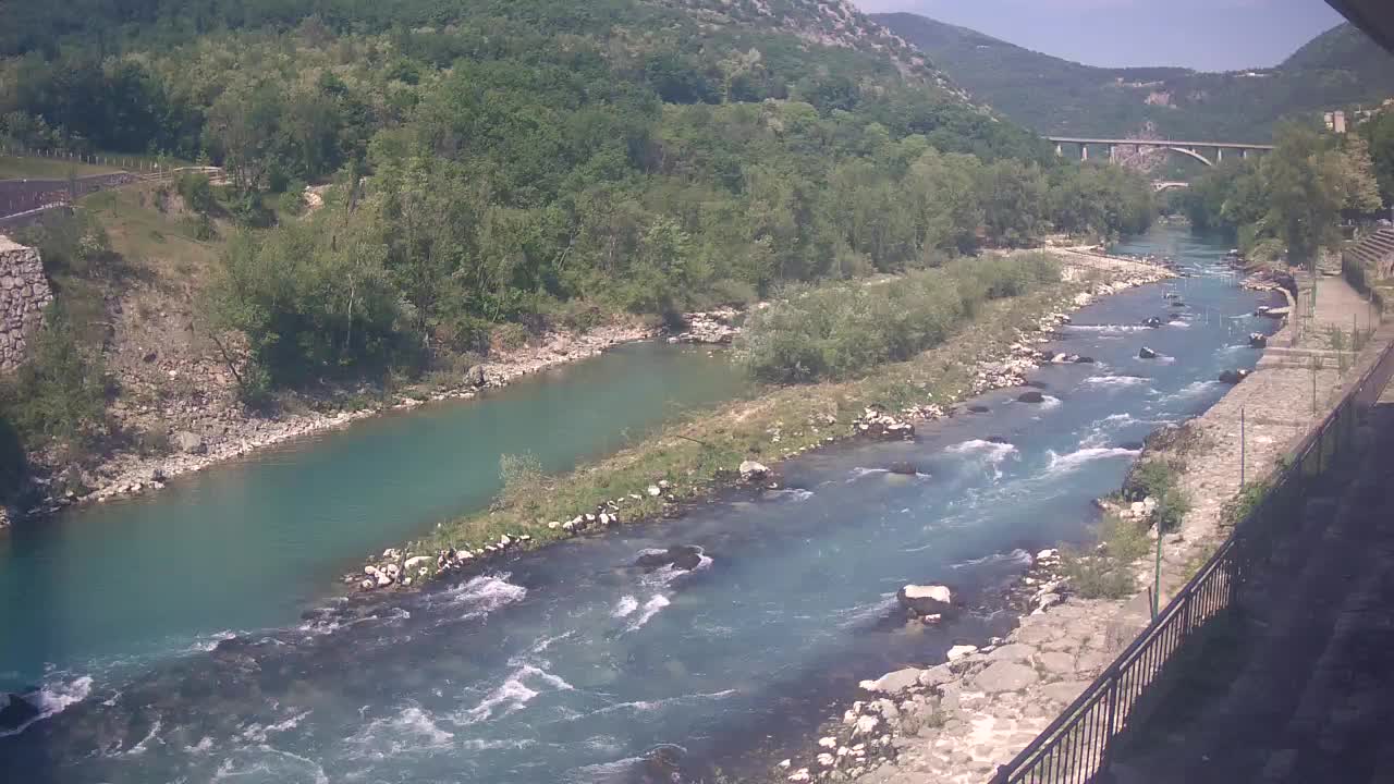 Rijeka Soča kod Solkana Kajak Center