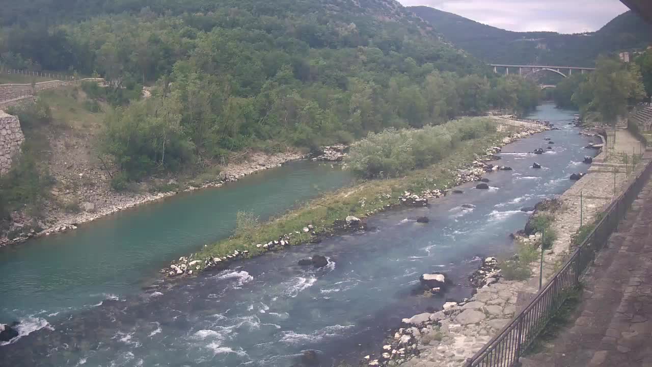 Rijeka Soča kod Solkana Kajak Center