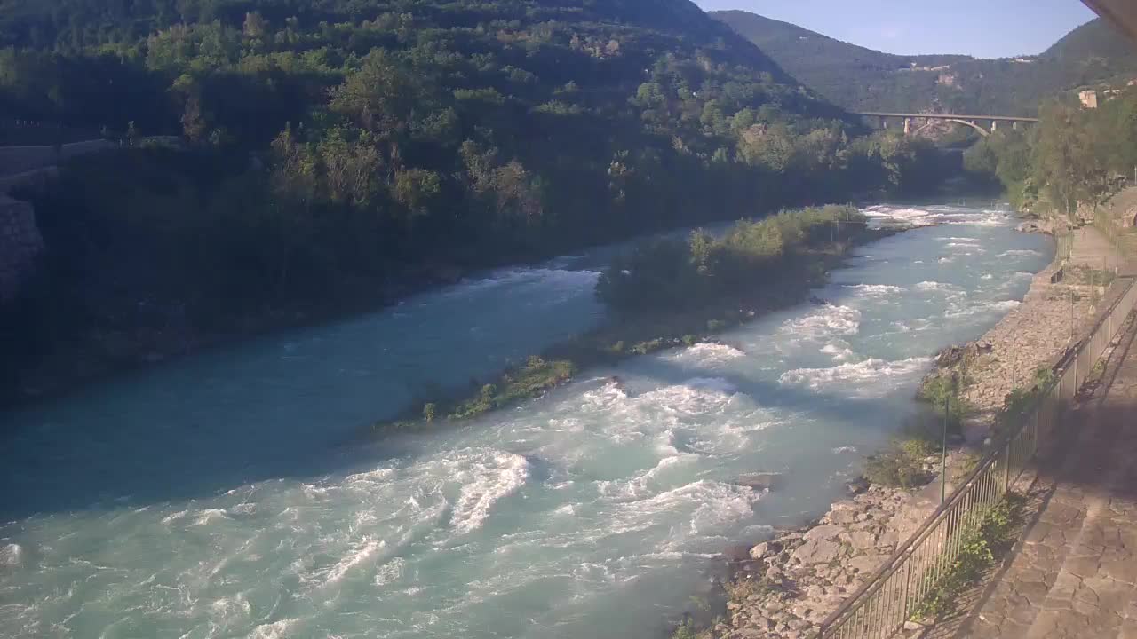 Reka Soča pri Solkanu Kajak Center