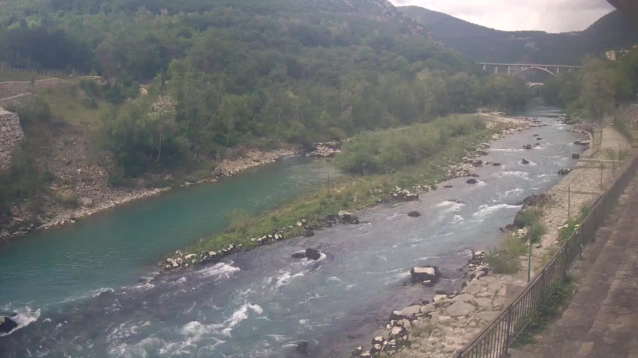 Rijeka Soča kod Solkana Kajak Center