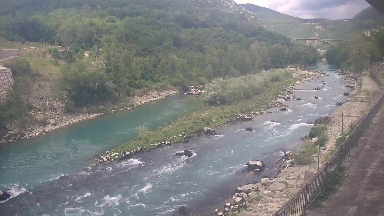 Reka Soča pri Solkanu Kajak Center