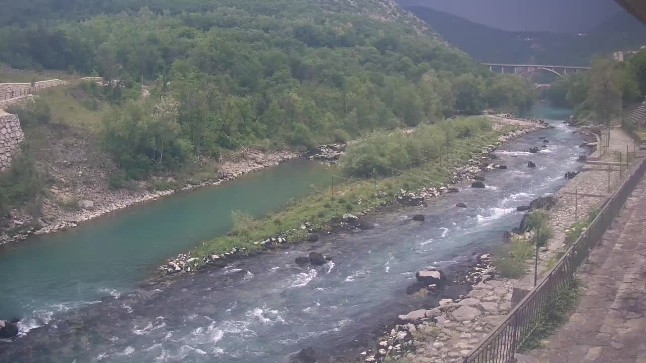 Reka Soča pri Solkanu Kajak Center