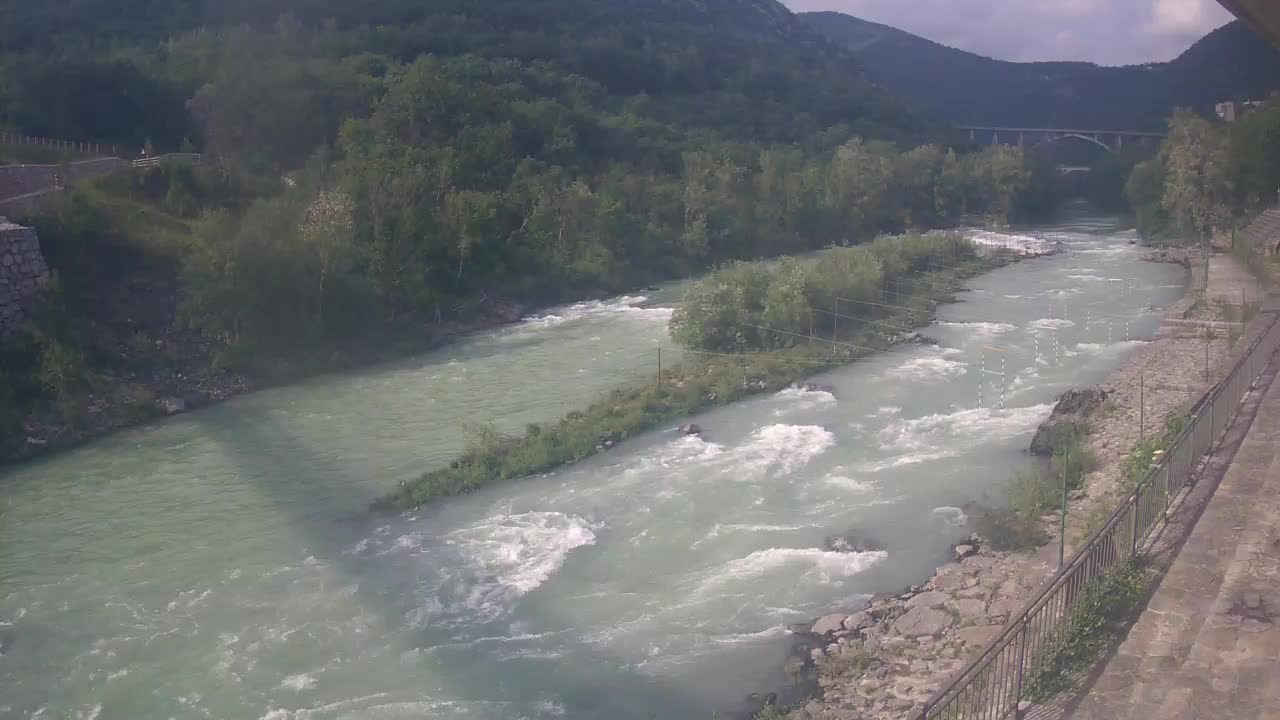 Soča River webcam at Solkan Kayak Center