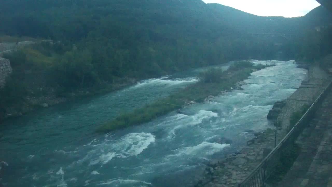 Soča River webcam at Solkan Kayak Center