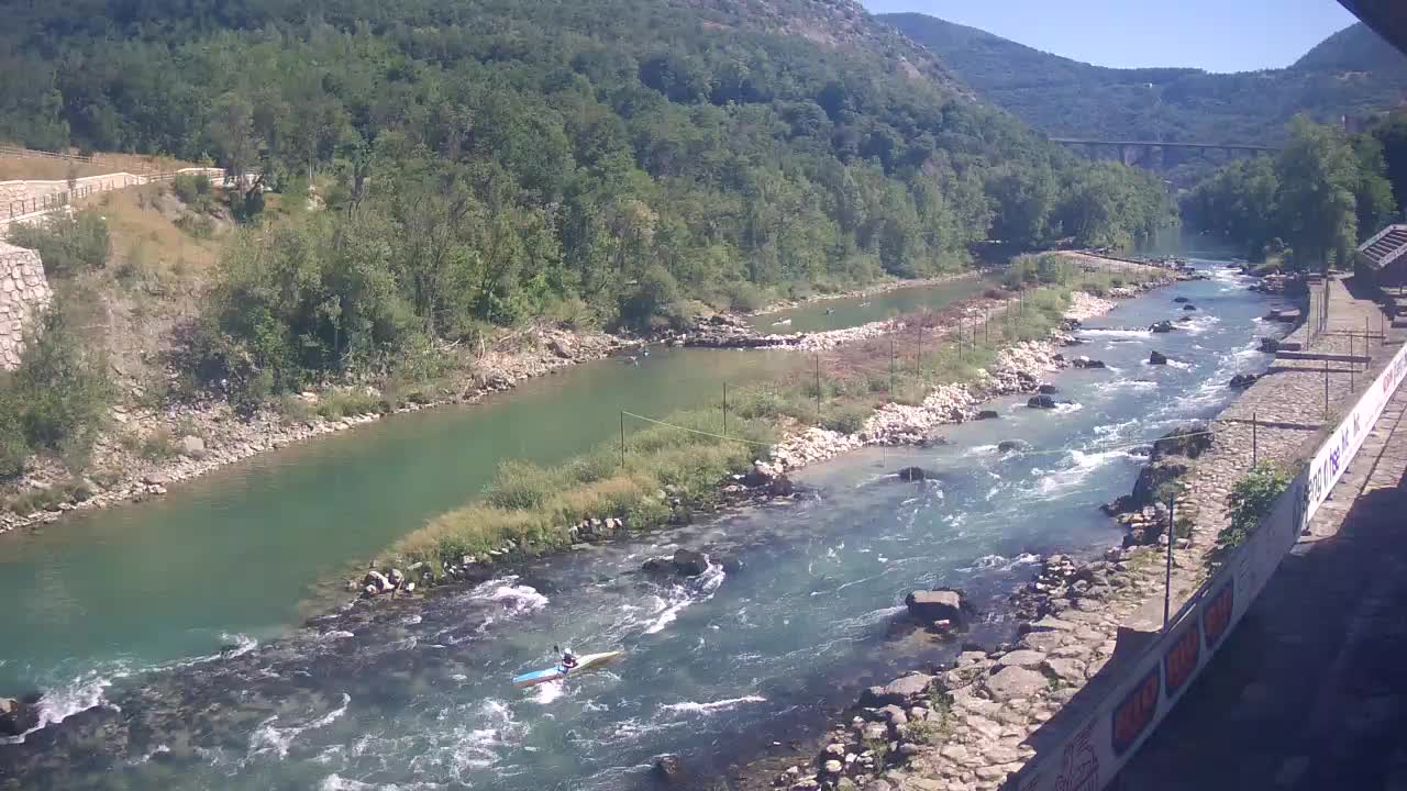 Soča River webcam at Solkan Kayak Center