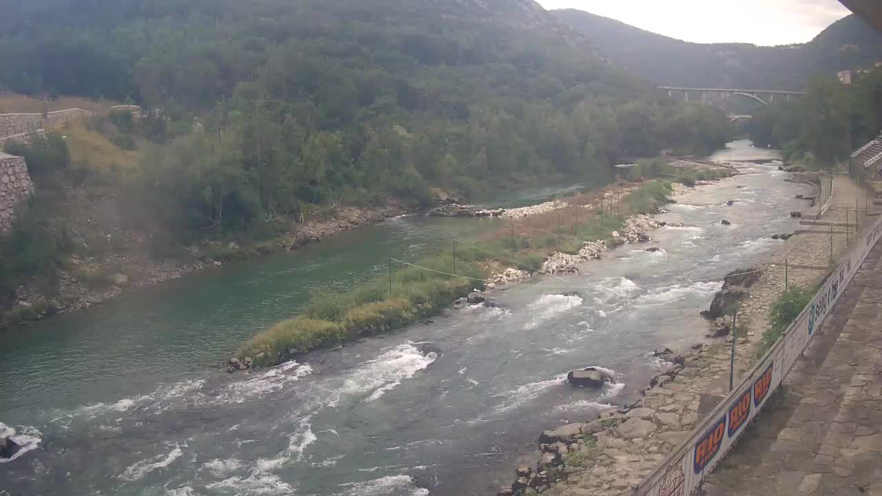 Reka Soča pri Solkanu Kajak Center