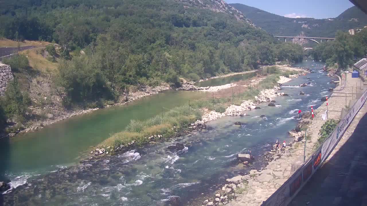 Soča River webcam at Solkan Kayak Center