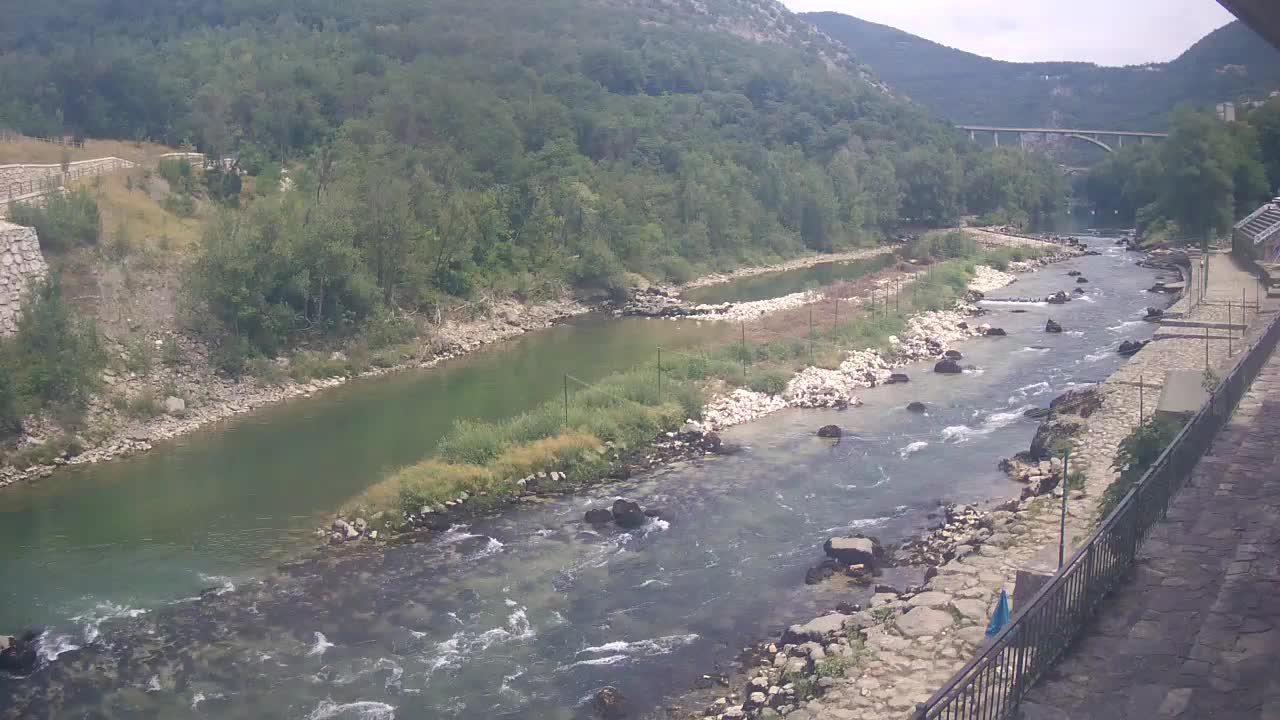 Reka Soča pri Solkanu Kajak Center