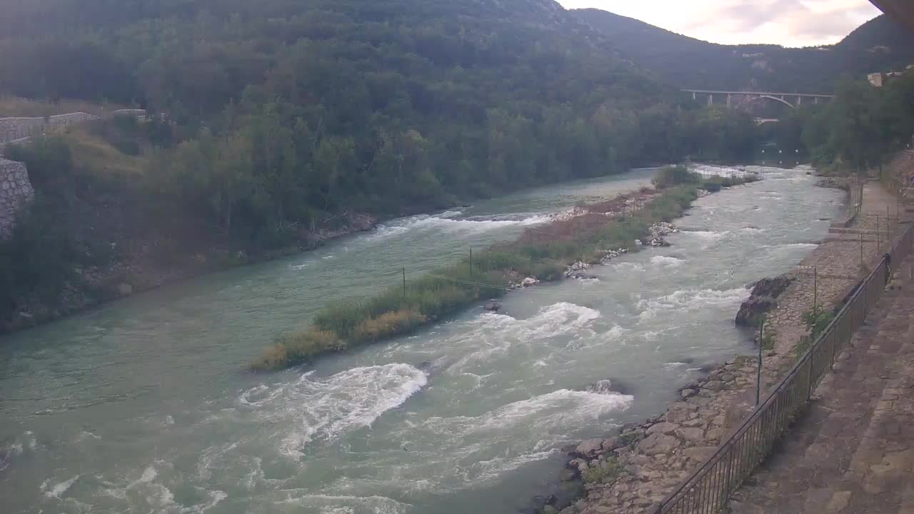 Reka Soča pri Solkanu Kajak Center