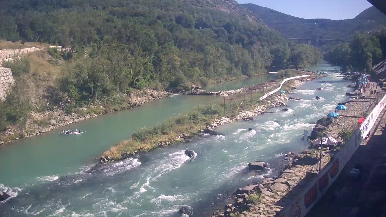 Soča River webcam at Solkan Kayak Center