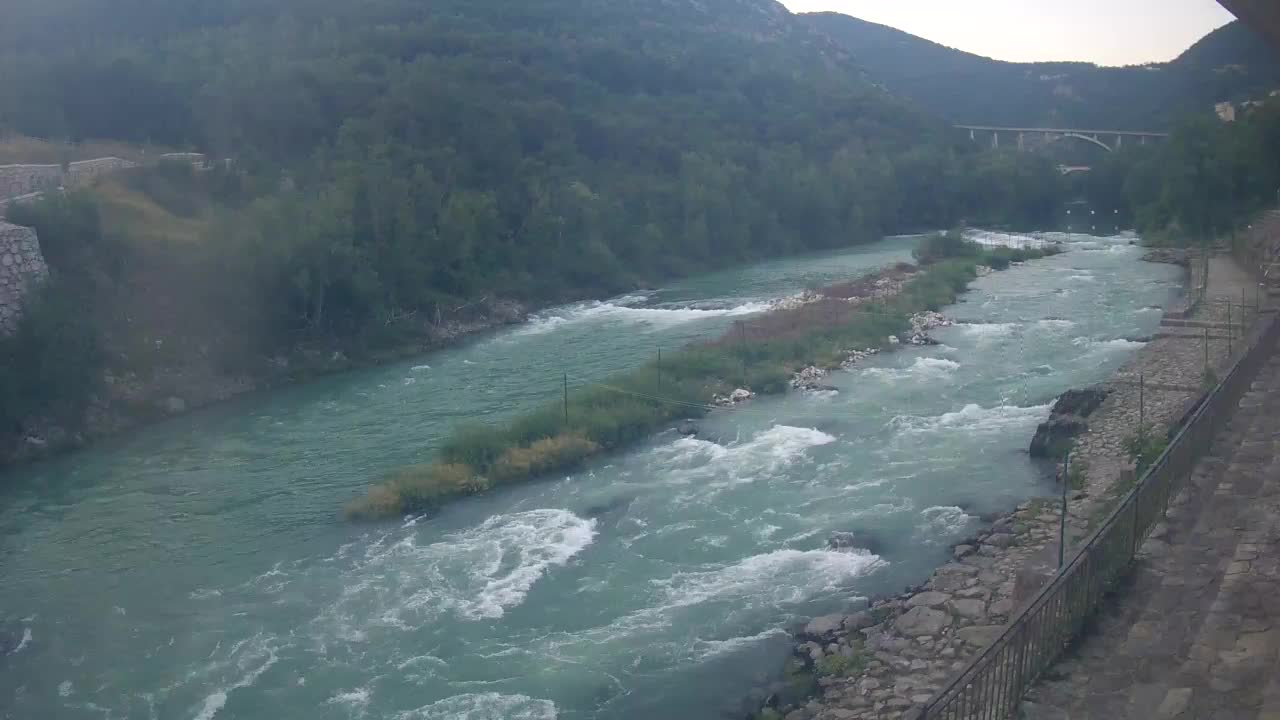Soča River webcam at Solkan Kayak Center