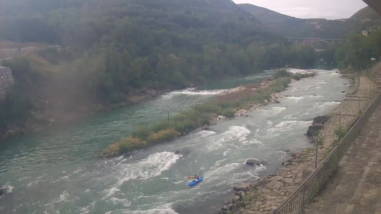 Reka Soča pri Solkanu Kajak Center