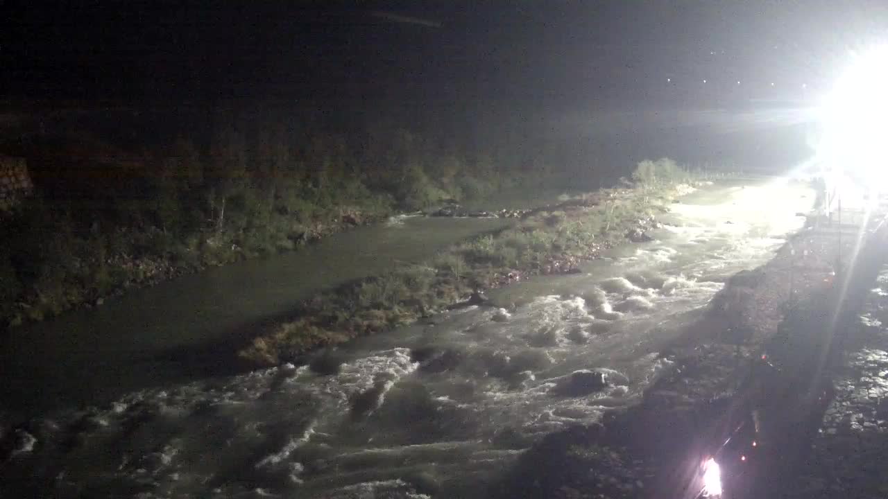 Reka Soča pri Solkanu Kajak Center