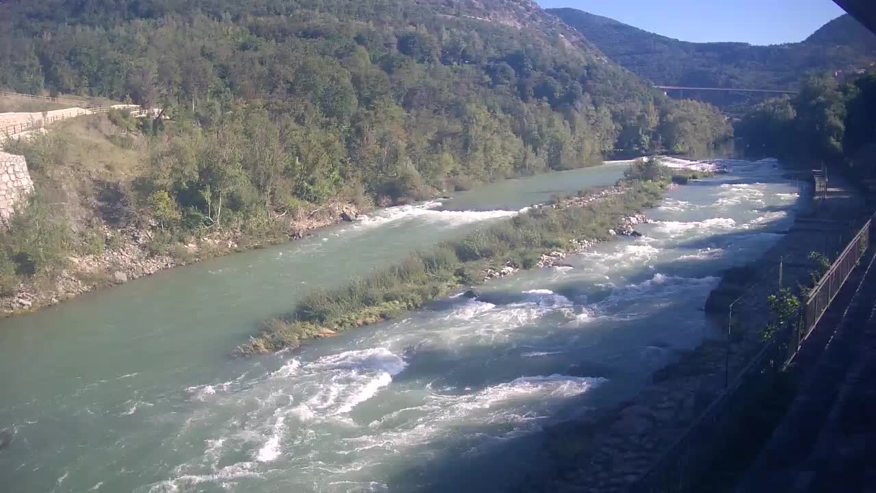 Reka Soča pri Solkanu Kajak Center