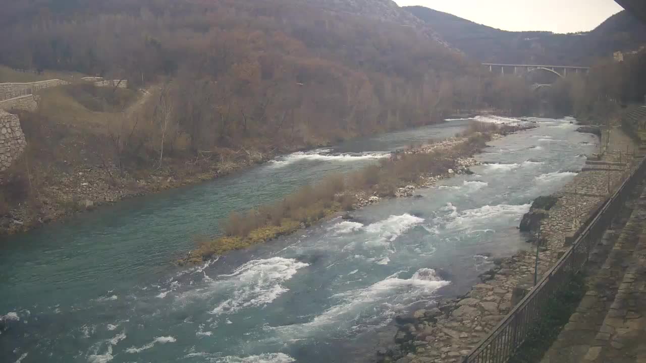Soča River webcam at Solkan Kayak Center