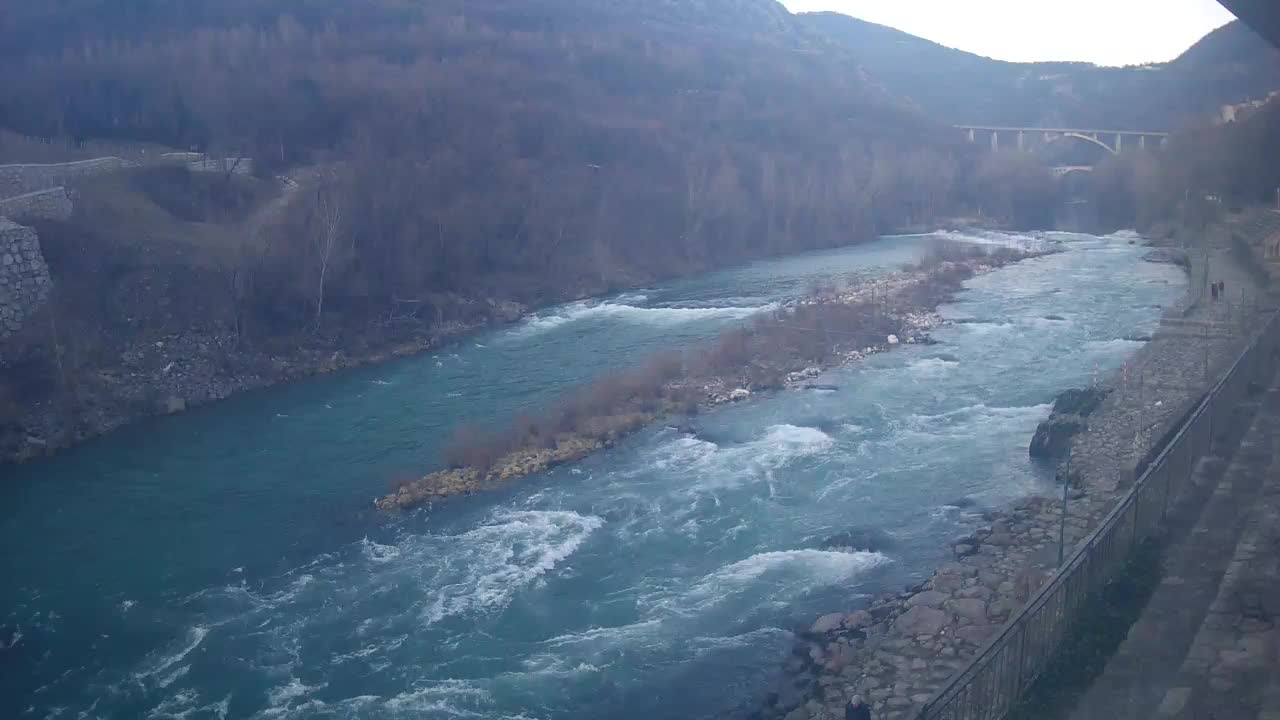 Soča River webcam at Solkan Kayak Center