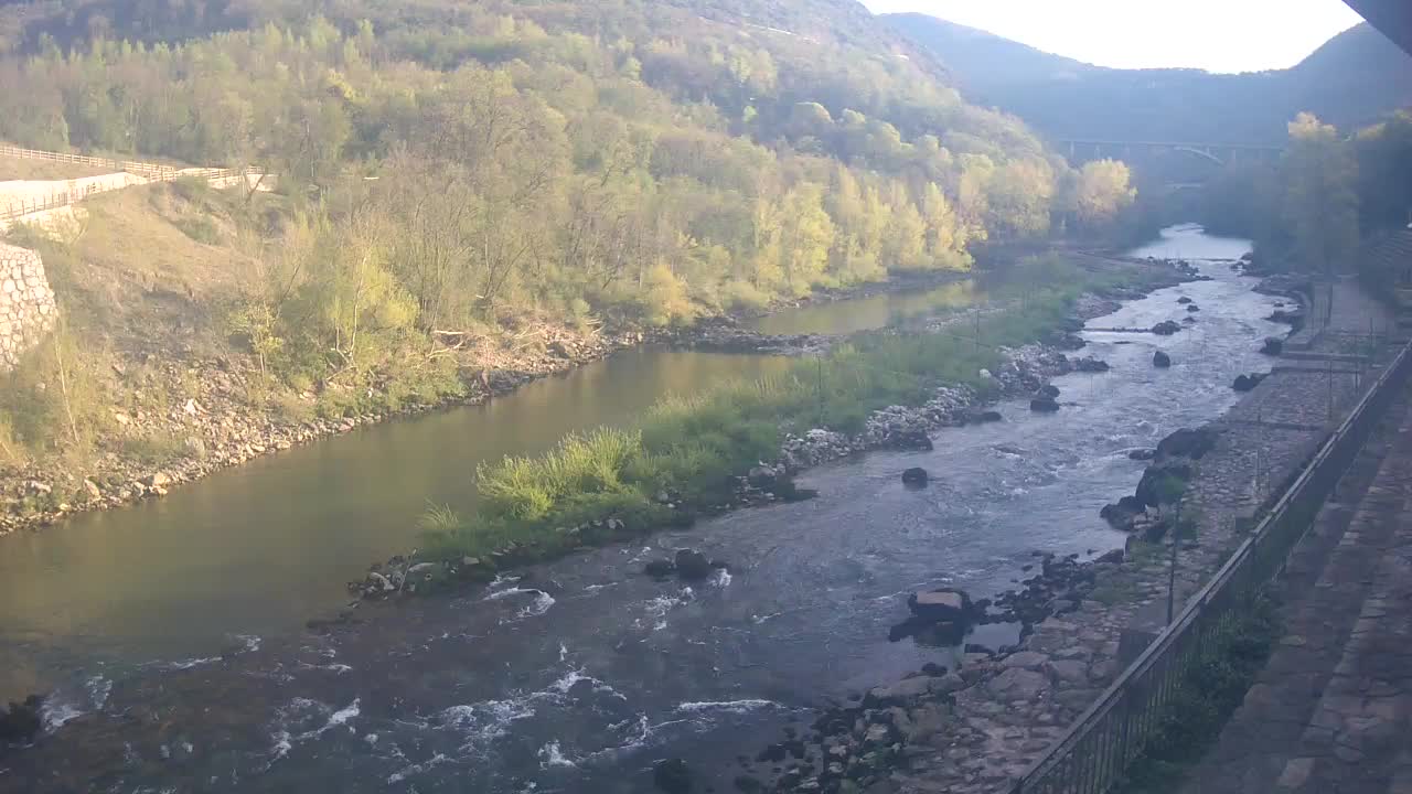 Soča River webcam at Solkan Kayak Center